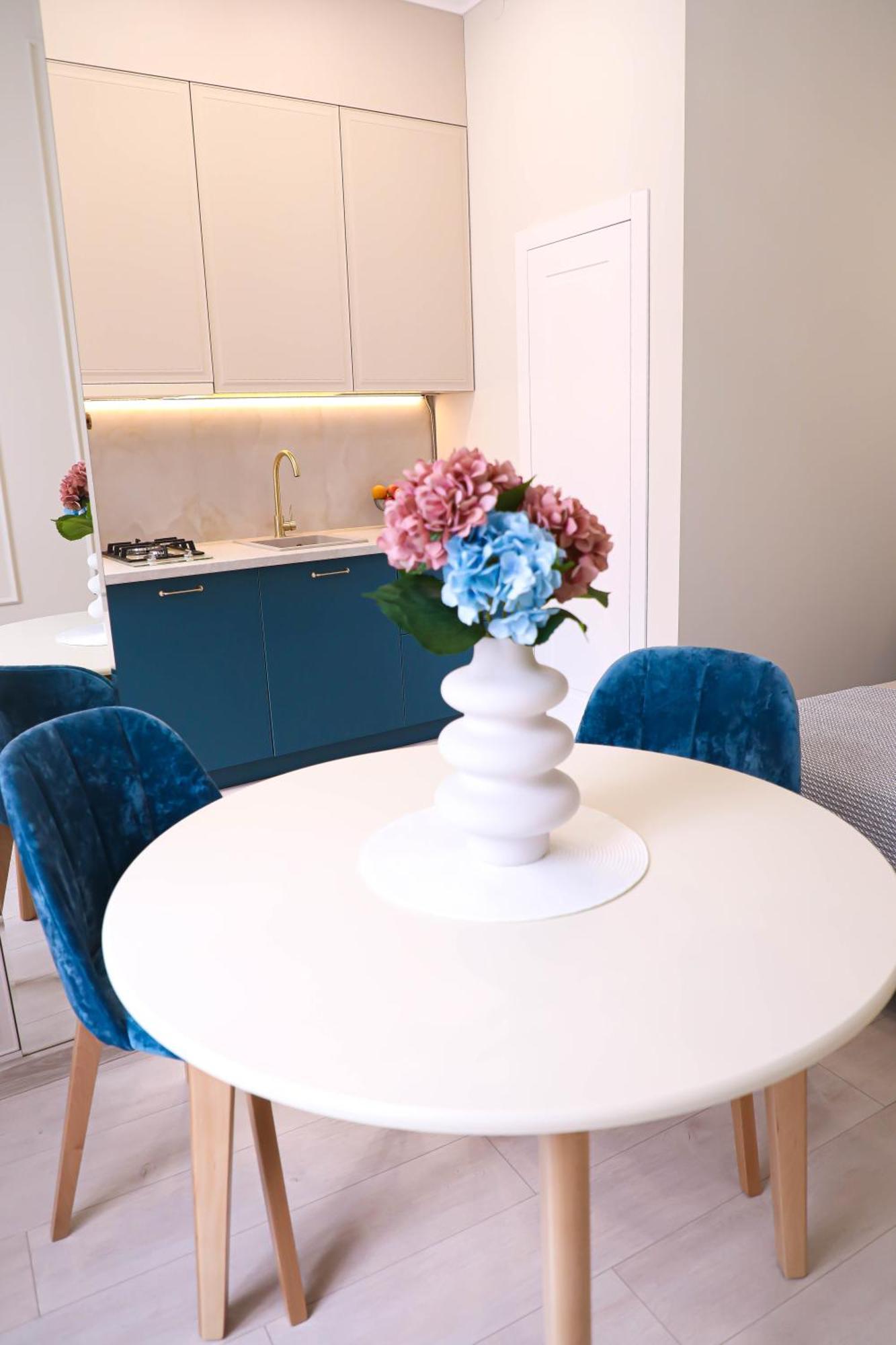 Modern Apartment, 3Mins To Opera Λβιβ Εξωτερικό φωτογραφία